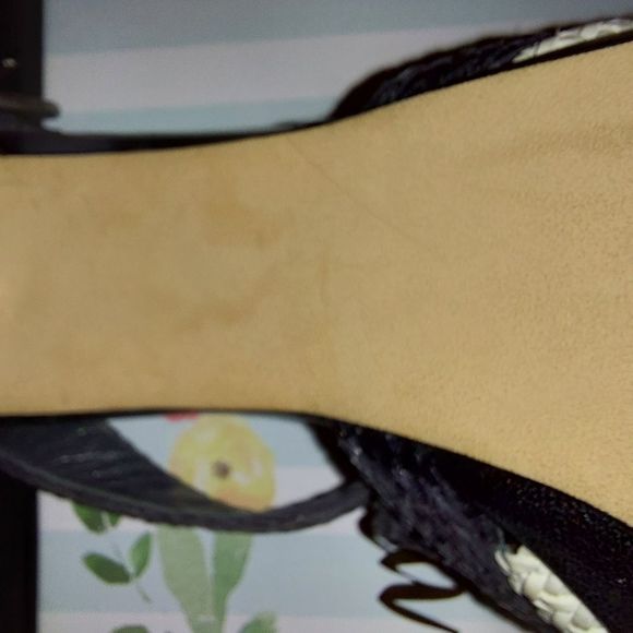 Stuart Weitzman heels - Picture 12 of 12